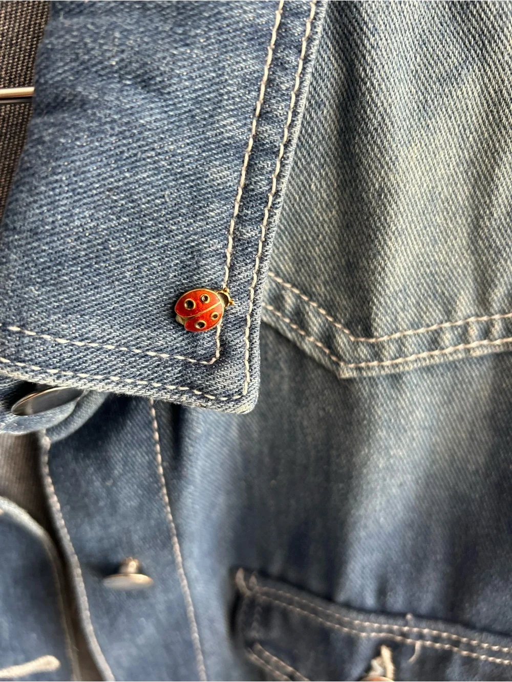 Classic Medium Blue Denim Shirt Jacket distressed with Lady Bug pin - Picture 3 of 6